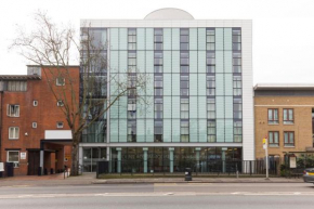 Davies Court (Canary Wharf)